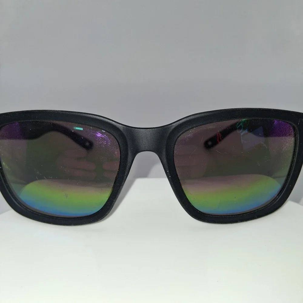 FOSTER GRANT FGMSPT 2012 BLK RBW Matte Black Rainbow Mirror Lens sunglasses